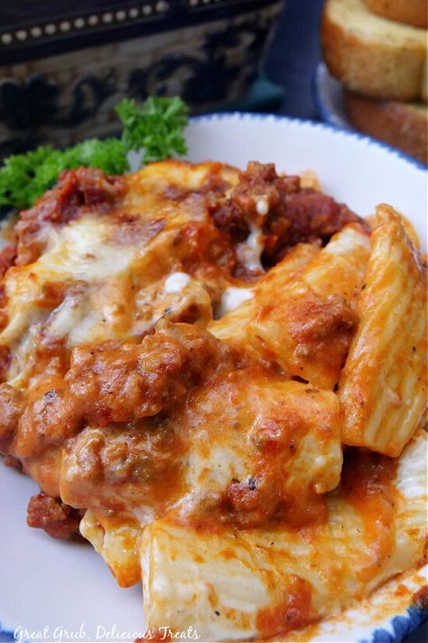 Italian Sausage Noodle Recipes, Ina Garten Rigatoni Sausage Fennel, Italian Sausage Crumbles Recipes, Rigatoni With Sausage And Chives, Ground Beef Rigatoni, Rigatoni Baked Pasta With Ricotta, Hamburger Italian Sausage Recipes, Ground Beef And Rigatoni Recipes, Hamburger Rigatoni Recipes