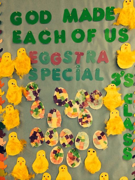 Easter Hallway Decorations School, Easter Bulletin Board Ideas For Church, Easter Bulliten Boards, Easter Door Decorations Classroom Preschool, Easter Doors For Classroom, Preschool Easter Bulletin Boards, March Bulletin Board Ideas For Toddlers, Easter Boards Bulletin, Easter Door Decorations For School