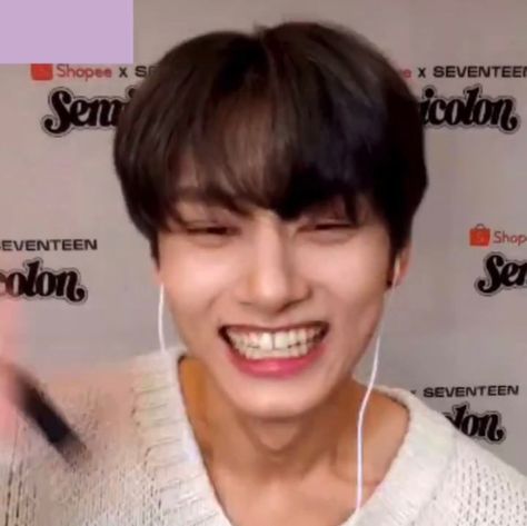 Jun Svt Smile, Junhui Smile, Jun Svt Boyfriend Material, Jun Seventeen Smile, Seventeen Smiling, Seventeen Smile, Wen Junhui Boyfriend Material, Jun Boyfriend Material, Junhui Boyfriend Material