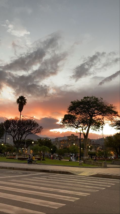 Sunset - Plaza de Armas, Cajamarca Perú Huacachina Peru, Plant Wallpaper, Portrait Inspiration, Peru, Sun, Plants, Instagram, Nature