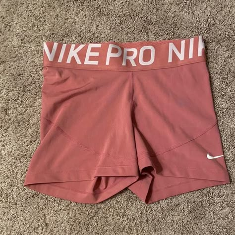 Nike pros in pink Nike Pro Shorts Pink, Nike Pros Collection, Nike Pros Aesthetic, Pink Nike Pro Shorts, Short Nike Pro, Cute Nike Pros, Nike Workout Outfits, Nike Pro Collection, Pink Nike Pros