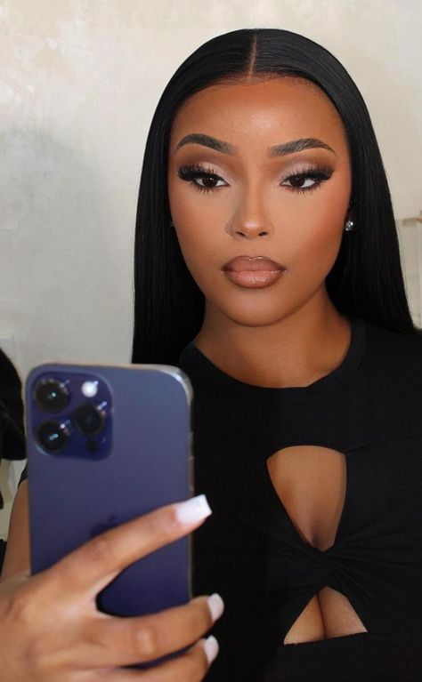 Neutral Eye Makeup Black Women, Birthday Makeup Soft Glam, Clean Soft Glam Makeup, Dark Skin Smokey Eye Black Women, Shuttle Makeup Look, Teaira Walker Makeup, Fall Brown Makeup Look, Natural Birthday Makeup Looks, Black Outfit Makeup Look