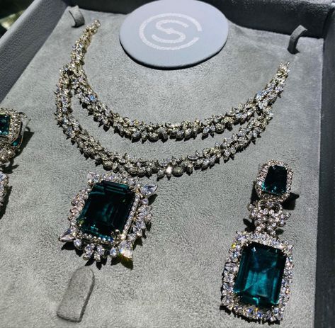 Bridal Jewelry Sets Brides, Neck Pieces Jewelry, Mogok, Diamond Jewelry Set, Fancy Jewelry Necklace, Indian Bridal Jewelry Sets, Expensive Jewelry Luxury, Bridal Jewelry Collection, Earrings Design