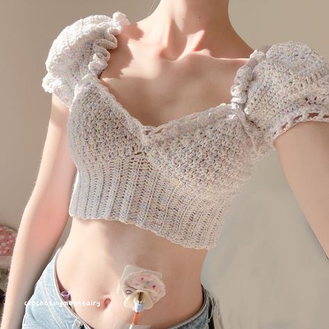 Living In Germany, Crochet Top Outfit, Crochet Crop Top Pattern, Crochet Tops Free Patterns, Crochet Fashion Patterns, Diy Rings, Crochet Crop Top, Crochet Knitting, Summer Crochet