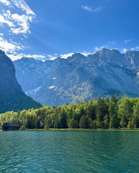 𐙚🫧 🧚🏻‍♂️🏔️🏞️🍀 📍 königssee 國王湖 💘 a must-go for all exchange students ˏ͛⑅　‧̥̥͙‧̥̥ ̥ ̮ ̥ ⊹ ‧̫‧ ⊹ ̥ ⑅ˏ͛- 好像仙境 ❤︎ ˘͈ᵕ˘͈ #berchtesgaden #bavaria #germany #visitgermany #visitberchtesgaden #nationalpark #marxenhöhe #königssee #obersee Berchtesgaden National Park, Visit Germany, Exchange Student, Bavaria Germany, Bavaria, National Park, National Parks, Germany, Nature