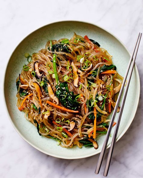 Japche plated. Japchae Recipe Korean, Japchae Recipe, Korean Sweet Potato Noodles, Cooking Goals, Korean Sweet Potato, Yummy Noodles, Gallbladder Diet, Potato Noodles, International Dishes