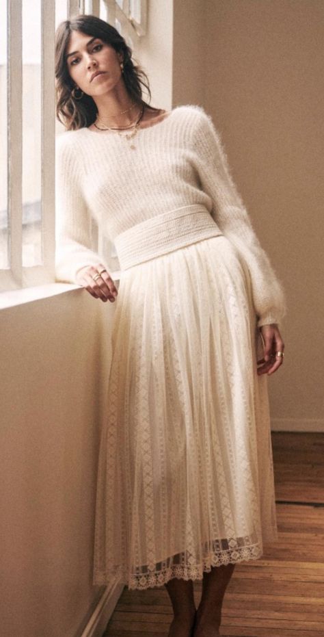 Bridal Sweater, Mohair Jumpers, Temple Dress, Wedding Skirt, Civil Wedding, Boring Clothes, Jewelry Outfit, Bridal Outfits, Sporty Style