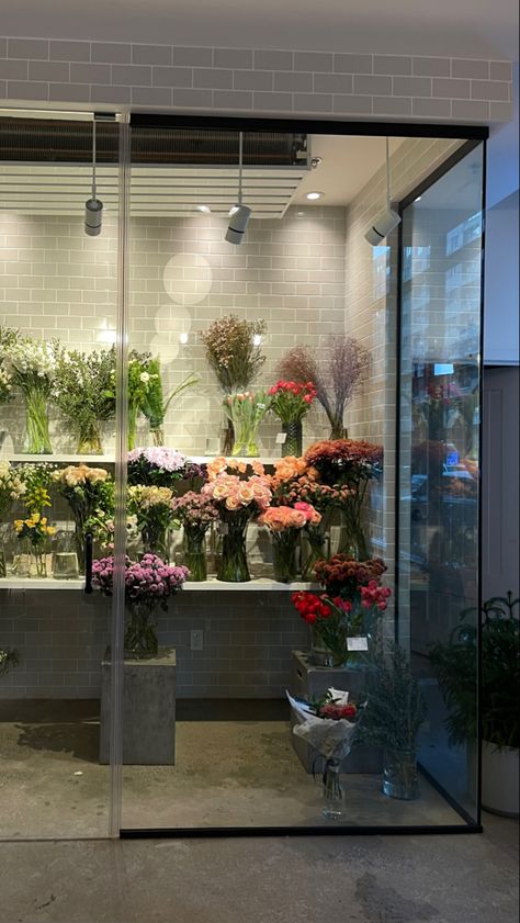 @JadeeAmeliee Flower Shop Refrigerator, Flower Store Interior, Florist Shop Interior, Flower Shop Interiors, Florist Studio, Flower Shop Decor, Flower Shop Design, Retail Store Interior Design, Floral Room