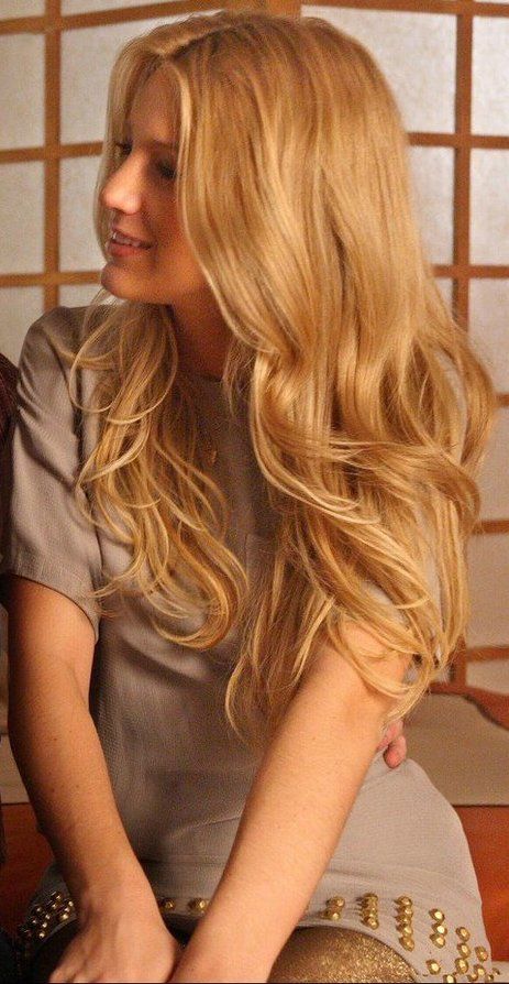 Cold Blonde, Blake Lively Hair, Golden Blonde Hair Color, Warm Blonde Hair, Serena Van Der, Hair Color Blonde, Vacation Hairstyles, Golden Blonde Hair, Serena Van