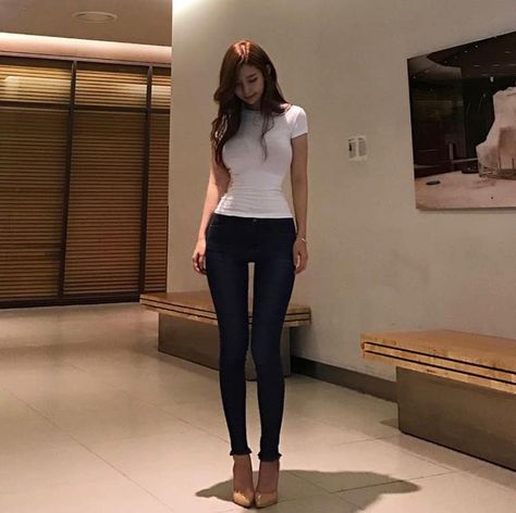 Body Proportions, 가을 패션, Work Casual, Ulzzang Girl, Body Goals, Classy Outfits, Fashion Lifestyle, Work Outfit, Asian Beauty