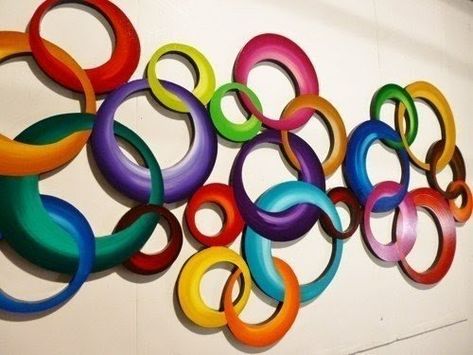 Patio Sculpture, Contemporary Wall Paint, Hanging Wall Art Diy, Colorful Sculpture, Colorful Circle, Colorful Wall Hanging, Abstract Circle, Wood Wall Sculpture, Circle Wall Art