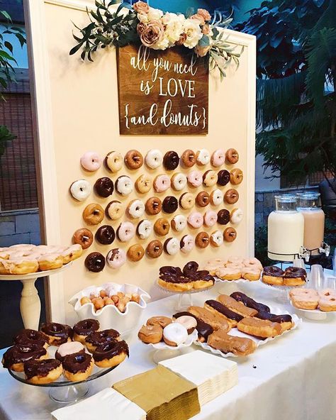 Gimme all them donuts. 🍩 Want a fun idea for a wedding and/or party? Behold the donut wall. This was the HIT at my sister’s wedding. 😍… Boho Donuts Ideas, Doughnuts Wedding, Donut Wall Wedding, 1st Birthday Foods, Donut Party Decorations, Light Pink Bridesmaid Dresses, Sweet Corner, Wedding Donuts, Donut Decorations