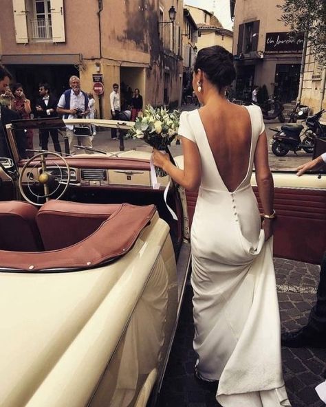 Baju Kahwin, Wedding Dress Black, Wedding Dress Low Back, Silk Wedding Dress, Wedding Dress Trends, Wedding Goals, Yes To The Dress, Satin Wedding, Italy Wedding