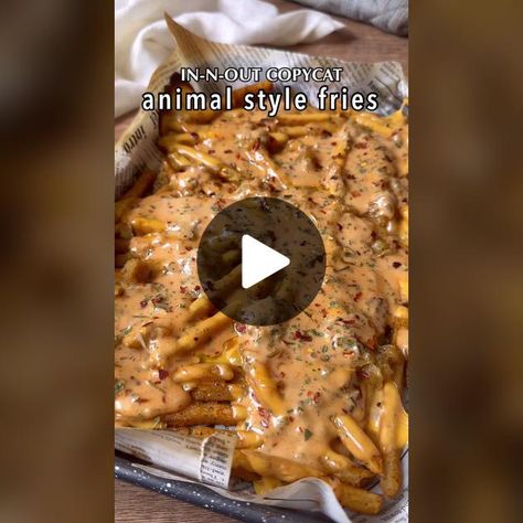 In-N-Out (copycat) animal style fries #easyrecipe | Fries Recipe | TikTok Animal Fries, Animal Style Fries, Recipe Tiktok, Edible Creations, In N Out, Fries Recipe, Onion Rings, Animal Fashion, Food To Make