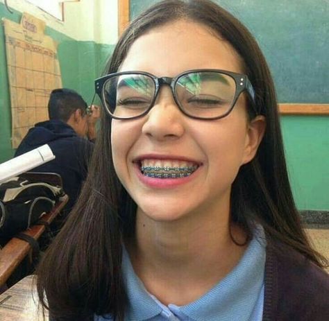 Latina With Braces, Pink Braces, Braces Retainer, Braces And Glasses, Lingual Braces, Braces Smile, Cute Braces Colors, Kids Braces