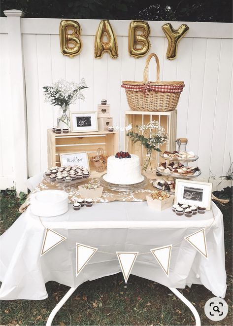 Baby Shower Game Table Set Up, Gender Reveal Food Table Set Up, Picnic Theme Baby Shower Ideas, Display Baby Shower Ideas Gift Table, Baby Shower Set Up Ideas, Baby Shower Present Table, Indoor Baby Shower Ideas, Shower Food Table Display, Baby Shower Food Table Set Up