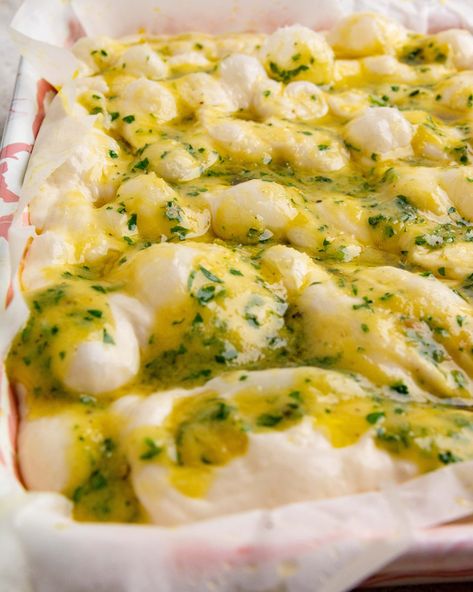 Garlic butter focaccia Foccacia Recipe, Foccacia Bread, Popular Things, Focaccia Bread Recipe, Focaccia Recipe, Going Vegetarian, Focaccia Bread, Things To Make, Sourdough Recipes