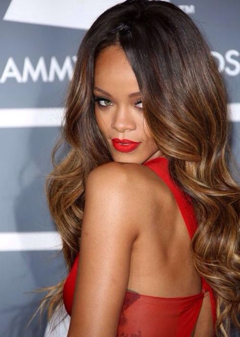 Rihanna: Ombre Hair Mocha Brown Hair Color, Mocha Brown Hair, Best Ombre Hair, Black Hairstyles With Weave, Sarah Drew, Rihanna Hairstyles, Hair Color Caramel, Hair Styles 2014, Ombré Hair