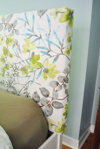 Ikea Warehouse, Fabric For Headboard, Diy Slipcover, Easy Headboard, Covered Headboard, Diy Fabric Headboard, Diy Bed Headboard, Headboard Tutorial, Headboard Diy