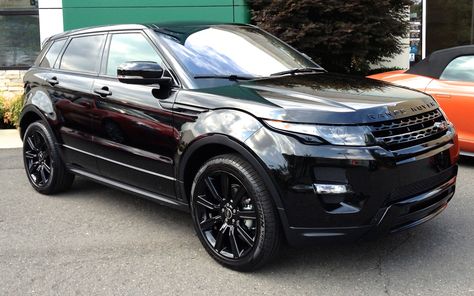 Range Rover Evoque Black, Range Rover Evoque 2013, Pull The Trigger, Range Rovers, Range Rover Evoque, Nice Cars, Middle Class, My Dream Car, Living Abroad