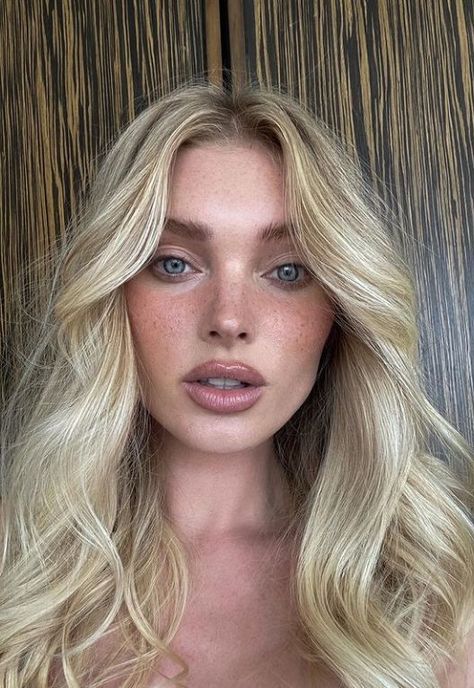 Elsa Hosk Style, Stylish Wedding Dresses, Doll Makeup, Model Inspo, Elsa Hosk, Makeup Makeover, Makeup For Green Eyes, Editorial Makeup, Makeup For Brown Eyes