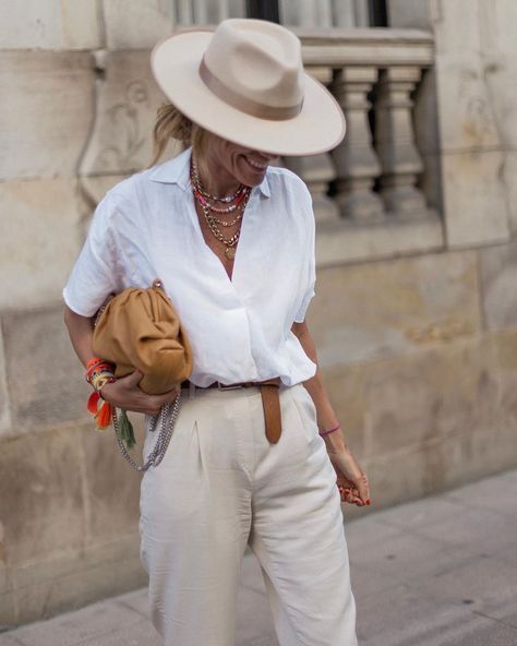 Fedora Hat Outfit Summer, Outfit Sombrero, Sombrero Outfit, Summer Outfits With Hats, Hat Outfits Summer, Fedora Outfit, Hat Outfit Summer, Fedora Hat Outfits, Summer Fedora