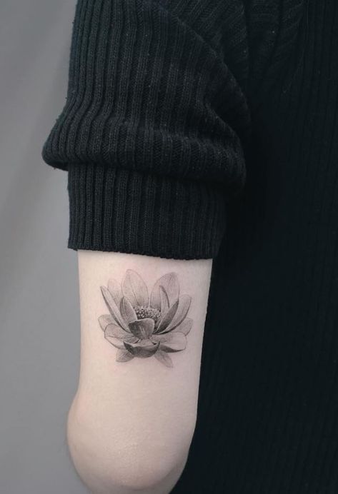 Adoption Tattoo, Ray Tattoo, Dot Tattoos, Botanical Tattoo, Lotus Tattoo, Grey Tattoo, Tattoo Life, Flower Tattoo Designs, Trendy Tattoos