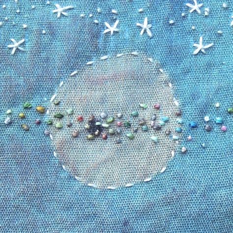 Handstories Embroidery, Hand Stories, Stitch Meditation, Spirit Cloth, Miniature Embroidery, Scrap Fabric Crafts, Textile Art Embroidery, Fabric Postcards, Textile Fiber Art