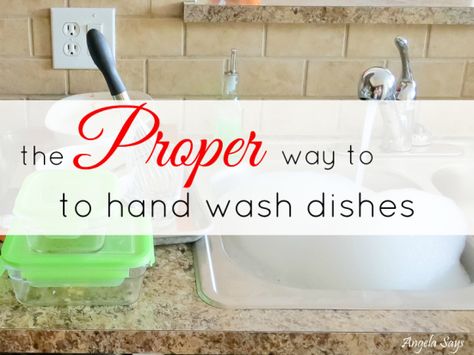 The proper way to hand wash dishes Hand Wash Dishes, Deep Cleaning Checklist, Diy Cleaning Products Recipes, Cleaner Recipes, Mattress Cleaning, Best Cleaning Products, Cleaning Recipes, Cleaning Checklist, Washing Dishes