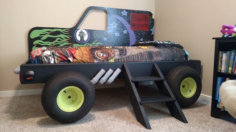 Grave Digger Bed,     John Lewis made this for his grandson Jake! Monster Truck Bedroom Ideas, Truck Theme Room, Digger Bedroom, Monster Jam Theme Bedroom, Red And Black Bedding, Monster Truck Themed Bedroom, Monster Truck Kids Room, Monster Jam Kids Room, Monster Truck Bed