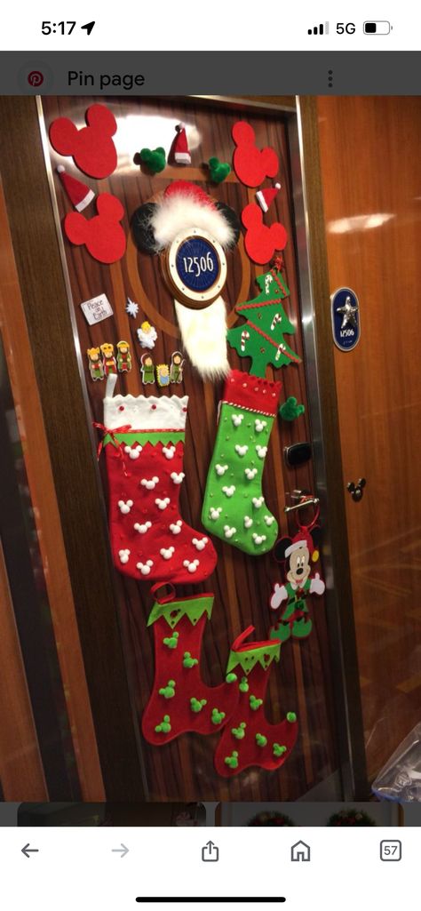 Disney World Hotel Door Decorations, Hotel Door Decorations, Door Decorations Christmas, Disney Cruise Ship, Cruise Door Decorations, Disney World Hotel, Disney Cruise Door Decorations, Disney Cruise Door, Christmas Contests