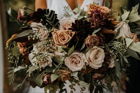 #modernwedding #toffeeflowers #weddingbouquet Maroon Bridal Bouquet, Burnt Orange Wedding Bouquet, Orange Wedding Bouquet, Burnt Orange Wedding, Blush Bridal Bouquet, Burnt Orange Weddings, Mauve Blush, Bride Bouquet, Blush Bridal