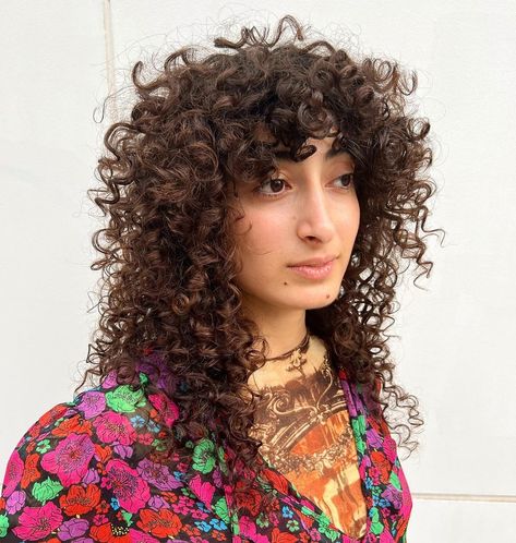 Shag with Bangs for Medium Length Spiral Curls Curly Shag Haircut Black Women, Curly Shag 3b, 3b Shag Haircut, Curly Shag Hairstyle Women, 3b Curly Hair With Bangs, Curly 70s Shag, 3c Shag Haircut, Bf Haircut, Shag Haircuts For Curly Hair