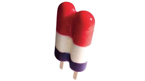 These patriotic treats are perfect for the Fourth of July, but you can also make them with other berries or fruit. Blueberries And Yogurt, Independence Day Food, Recipe For Fudge, Fudgesicle Recipe, Blue Popsicles, Fruit Popsicle Recipes, Patriotic Party Ideas, Desserts For Summer, July 4th Recipes