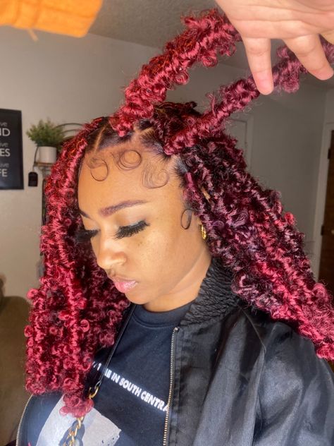 Burgundy Butterfly Locs Black Women, Butterfly Locs With Color Long, Burgundy Butterfly Locs, Trending Braid Hairstyles, Red Butterfly Locs, Hair For Soft Locs, Red Faux Locs, Twist Braiding Hair, Hair Burgundy