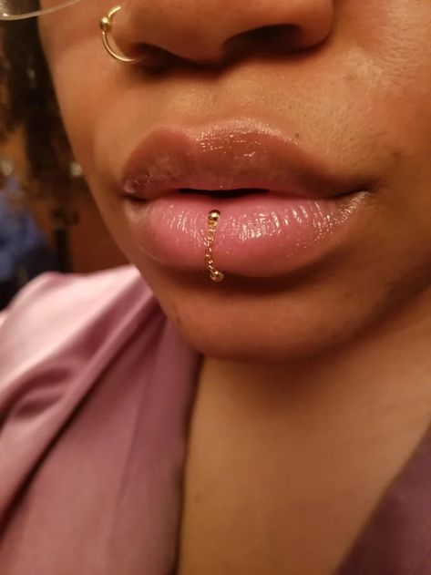 Middle Lip Piercing, Vertical Labret Piercing, Labret Ring, Vertical Labret, Lip Piercing Jewelry, Labret Jewelry, Lip Jewelry, Septum Piercing Jewelry, Face Piercings