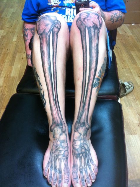 Bones Thigh Bone Tattoo, Shin Bone Tattoo, Skeleton Ribcage Tattoo, Skeleton Chest Tattoo, Stl Tattoo, Anatomical Tattoos, Fishing Games, Ribcage Tattoo, Plant Styling