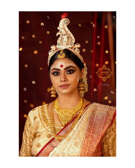 Nude makeup followed by off-white benarasi saree White Benarasi Bengali Bride, Saree White, Bengali Bride, Nude Makeup, Saree, Crown, Off White, Makeup, White