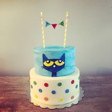 The Southern Gourmet on Instagram: “Pete The Cat never looked so cute!  #thesoutherngourmet #customcakes #cakesofinstagram #petethecat” Pete The Cat Birthday Cake Ideas, Pete The Cat Birthday Party Decor, Pete The Cat Birthday Cake, Pete The Cat Cupcakes, Pete The Cat Birthday Party Ideas, Pete The Cat Party Ideas, Pete The Cat Pizza Party, Pete The Cat Cake, Pete The Cat Birthday Party