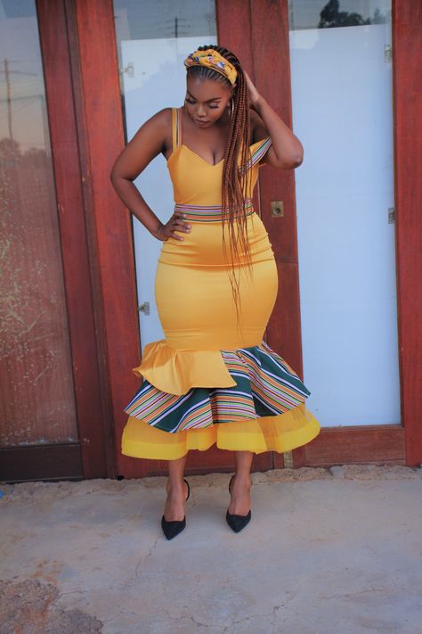 Venda Attire For Women, Sepedi Traditional Tops For Women, Modern Sepedi Attire, Modern Venda Traditional Dresses, Venda Traditional Dresses, Venda Traditional Attire, Pedi Traditional Attire, African Print Clothing, Best African Dresses