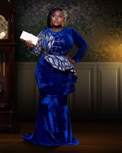 Velvet Gown Styles, Gown For Plus Size Women, Nice Long Dresses, Gown Styles For Ladies, Lace Dress Classy, Nigerian Dress, Interesting Fashion, Nigerian Lace Styles Dress, Ankara Long Gown Styles