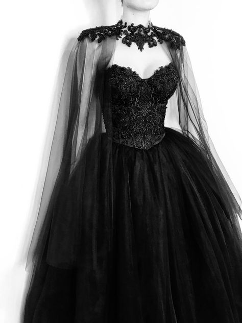 Black Wedding Gowns, Tulle Long Prom Dress, Prom Dress Black, Black Formal Dress, Gothic Wedding Dress, Preppy Dresses, Black Dress Formal, Black Formal, Fantasy Gowns