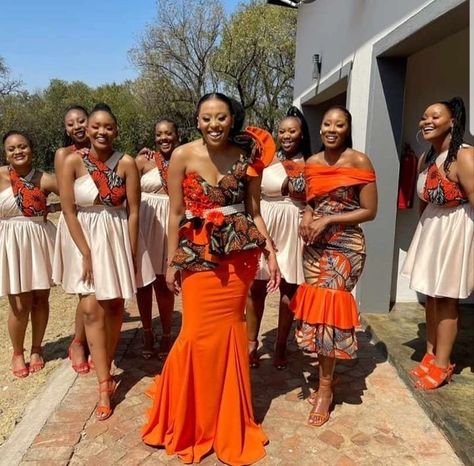 Bridesmaids African Dresses, Roora Squad Outfits Zimbabwe, African Traditional Wedding Dress Bridesmaid, Traditional Bridesmaid Dresses African, Ankara Bridesmaid Dresses, Traditional African Bridal Dresses, African Bridesmaid Dresses Traditional, Lobola Outfits Bridesmaids, African Bridesmaids Dresses