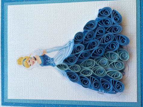 Disney Quilling, Quilling Disney, Quilling Portrait, Free Quilling Patterns, Diy Quilling Crafts, Paper Scroll, Quilled Cards, Princess Card, Quilling Animals