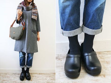 Black Clogs With Socks Outfit, Dansko Clogs With Socks, Sanita Clogs Outfit, Dansko Outfits, Clogs With Socks Outfit, Dansko Clogs Outfit, How To Style Clogs, Clog Outfit, Style Clogs