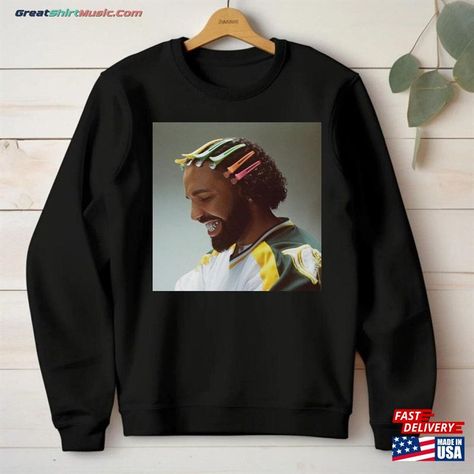 Drake Hair Clip Crewneck Sweatshirt Face Sweater Classic Unisex Check more at https://greatshirtmusic.com/product/drake-hair-clip-crewneck-sweatshirt-face-sweater-classic-unisex/ Its All A Blur Tour, Drake Tour, Drake Merch, Drake Shirt, Favorite Things Gift, Blur, Hair Clip, Drake, Labour Day