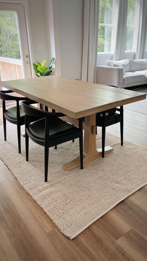 5x7 Rug Dining Room, Dinning Rug Ideas, Carpet Under Kitchen Table, Dining Room On Carpet, Kitchen Table Area Rug, Dining Table On Carpet, Dining Room Table With Rug, Dinner Table Rug, Kitchen Rug Ideas Under Table