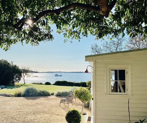 It was the vintage zinc bath tub looking out over the ocean which caught my eye. Instantly knowing that there was more about this home to be... Scandi Beach House, Dreamy Cottage, Swedish Homes, Norwegian House, Danish House, My Scandinavian Home, Swedish Cottage, Old Brick Wall, House By The Sea