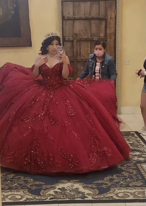 Burgundy Quince Dresses, Red Sweet 16 Dresses, Red Quince Dress, Red Quinceanera Ideas, Burgundy Quinceanera Dresses, Vestido Charro, Cheap Quinceanera Dresses, Quinceanera Dresses Red, Mexican Quinceanera Dresses