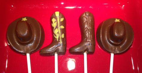 Cowboy Chocolate Lollipops by Bombons on Etsy Chocolate Cocker Spaniel, Western Weddings, Gelatin Molds, Chocolate Pops, Soap Craft, Chocolate Favors, Birthday Chocolates, Chocolate Lollipops, Bath Bomb Molds